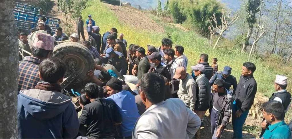 अछाममा ट्र्याक्टर दुर्घटना हुँदा एकै वडाका पाँच जनाको मृत्यु
