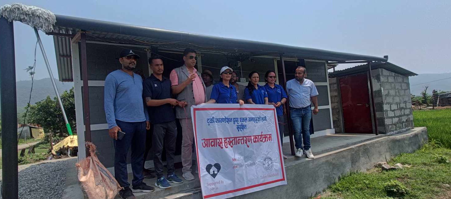 मकवानपुरमा ४ वटा विपन्न एकल महिलालाई घर हस्तान्तरण