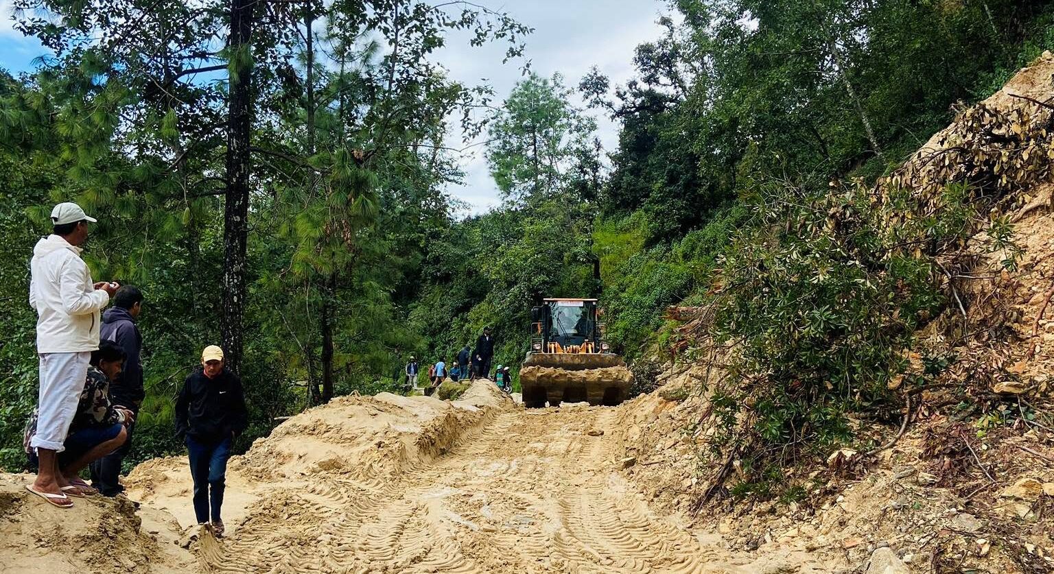 सुदूरपश्चिमका यी दुई जिल्लामा रात्रिबस चलाउन रोक