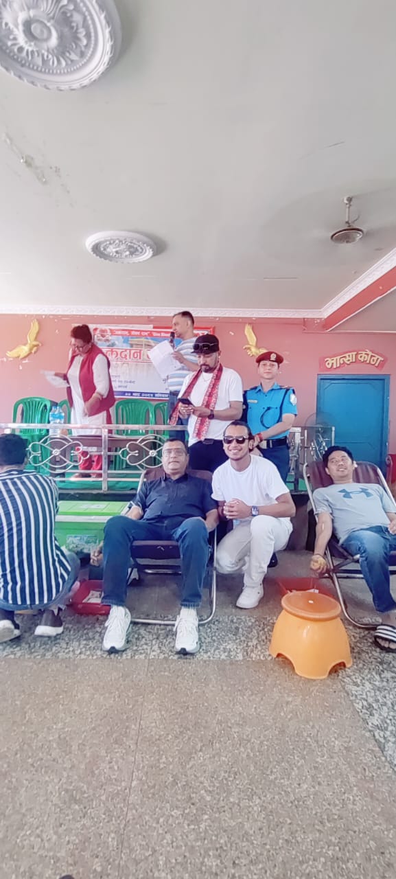 भुटनदेवी मन्दिरको सभाहलमा ३२ जनाले गरे रक्तदान