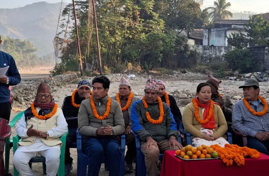 हेटौंडा उपमहानगरपालिका वडा नम्बर १ मा सामुदायिक भवन शिलान्यास