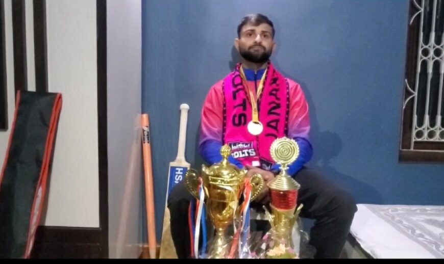 नेपालकै पहिलो संसकरण खेलमा विजयता हुँदा हेटौंडाका शुभ कङ्साकार के&hellip;