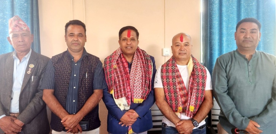 थाहा नगरपालिकामा प्रशासकीय नेतृत्व फेरबदल, पौडेल आए–प्रधानको…