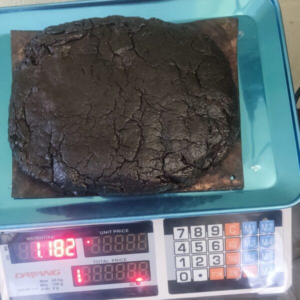 मकवानपुरमा अफिम जस्तो देखिने लागुऔषधसहित एक…