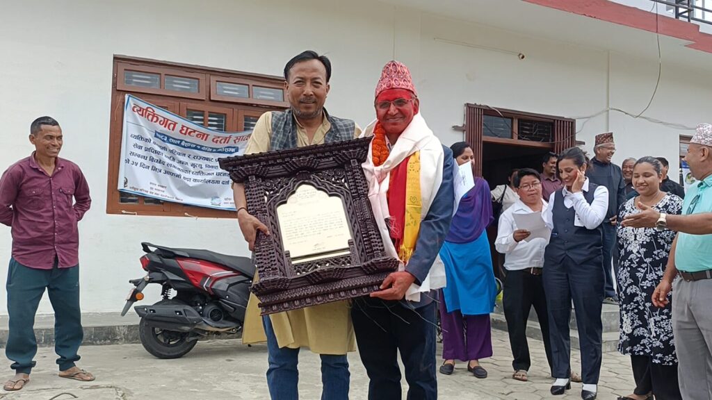 हेटौंडा–३ का वडा सचिव ढुंगेल सेवा निवृत्त,&hellip;