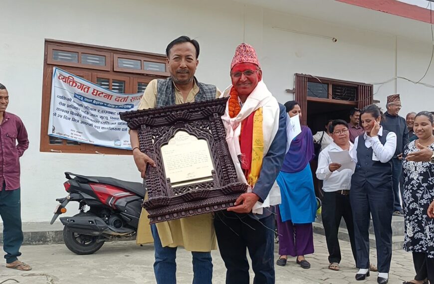 हेटौंडा–३ का वडा सचिव ढुंगेल सेवा निवृत्त, सम्मानसहित विदाइ