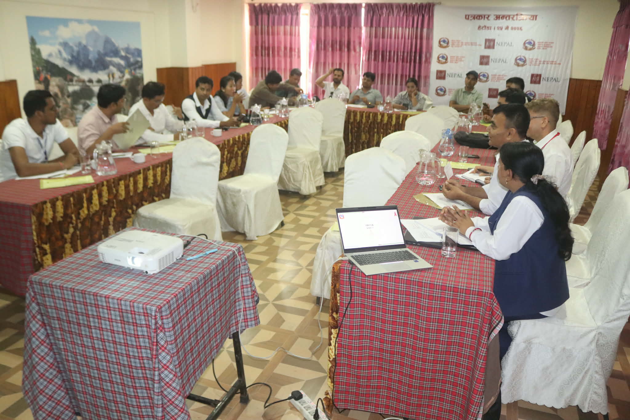 एचआइभी संक्रमण घट्दो क्रममा, तर चुनौती अझै उस्तै : सामाजिक कलंक र ढिलो परीक्षण मुख्य बाधा