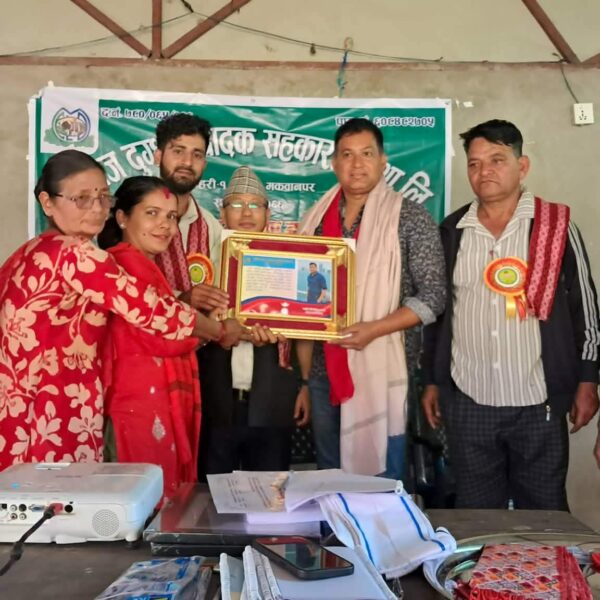 दुग्ध किसानद्वारा मनहरी गाउँपालिका अध्यक्ष कालाखेती&hellip;