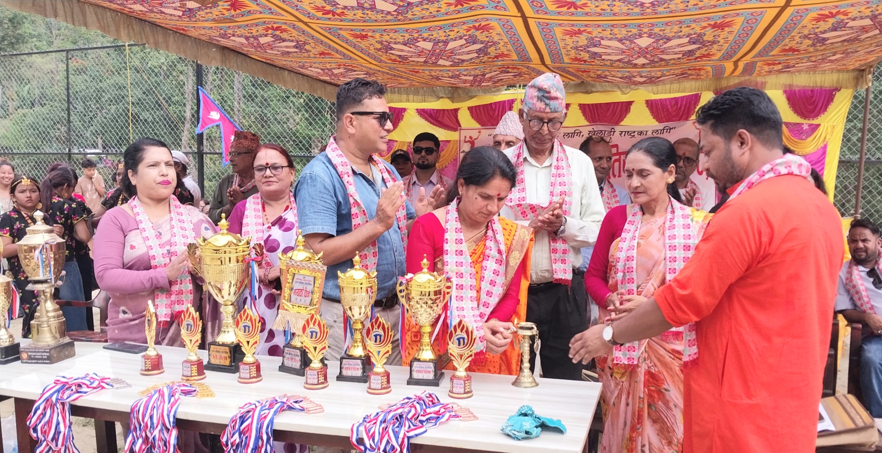 हेटौंडा–११ मा जिल्ला स्तरीय भलिबल प्रतियोगिता सुरु, १३ टिम प्रतिस्पर्धामा