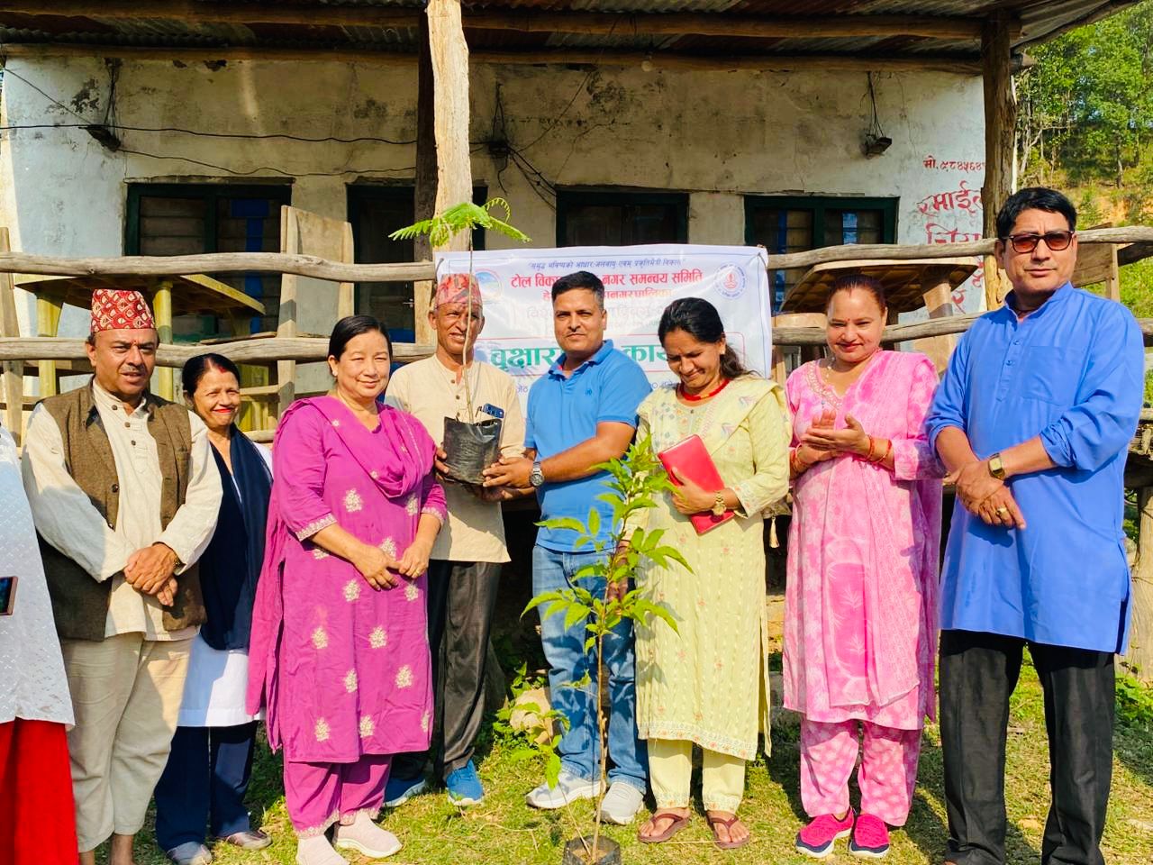 विश्व वातावरण दिवस–२०८३ को सप्ताहव्यापी कार्यक्रम अन्तर्गत वृक्षारोपण सम्पन्न