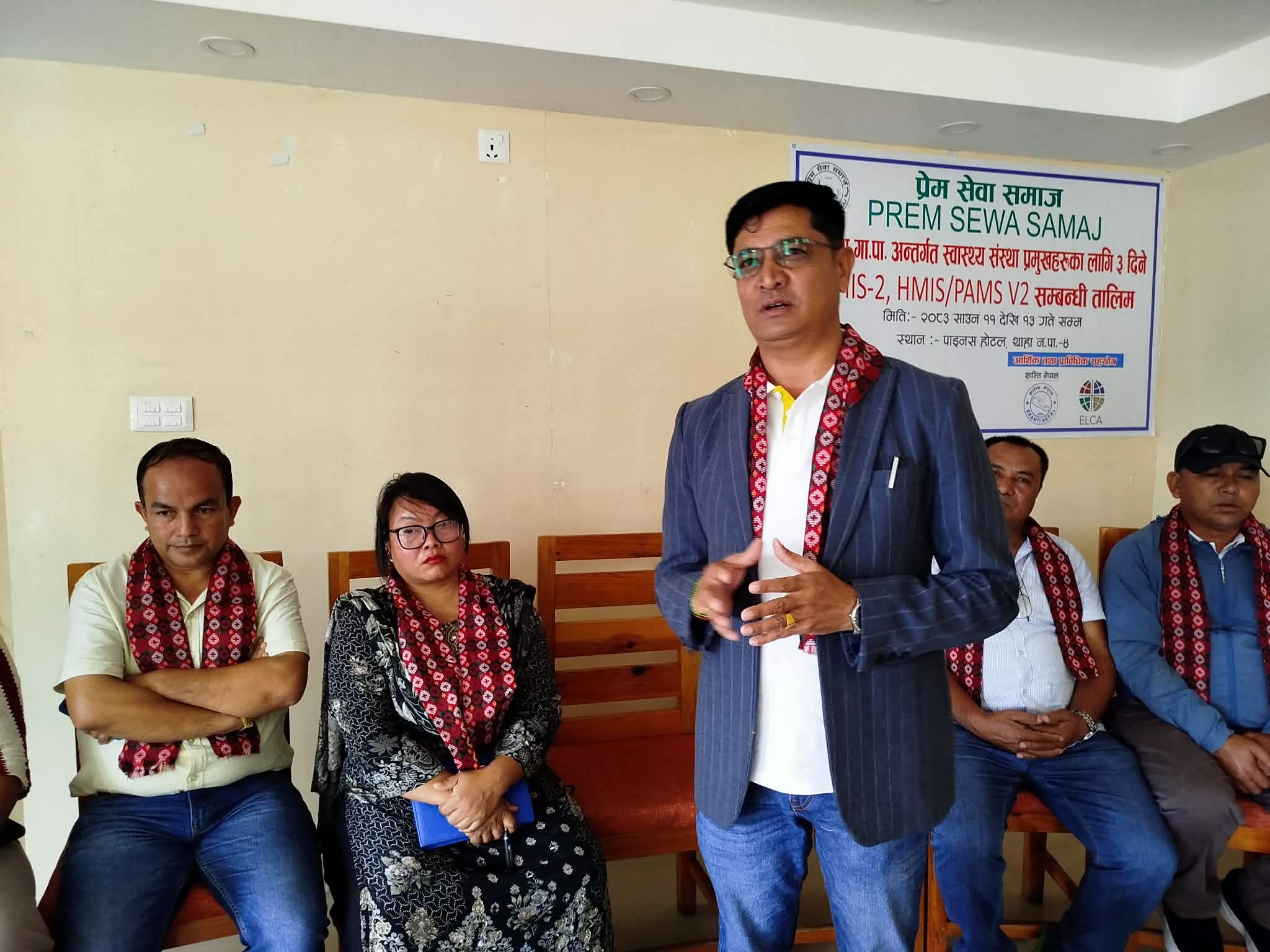 कैलाशका स्वास्थ्यकर्मीलाई स्वास्थ्य व्यवस्थापन सूचना प्रणाली तालिम