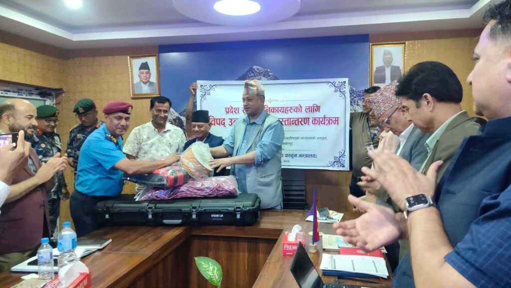 मनसुनजन्य विपद्का लागि बागमतीको पूर्वतयारीः राहत सामग्रीदेखि…
