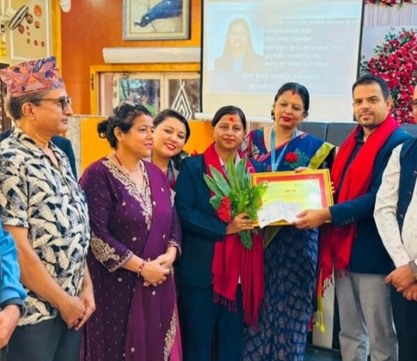 बागमतीकै उत्कृष्ट सहकारी व्यवस्थापक बनिन् रमला सापकोटा