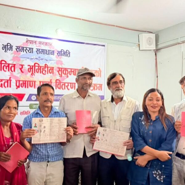 मकवानपुरमा लामो प्रतीक्षापछि ६ परिवारको हातमा&hellip;