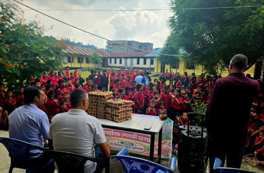 मनहरीका ३२ विद्यालयका १० हजार विद्यार्थीलाई एकैदिन १० हजार अण्डा