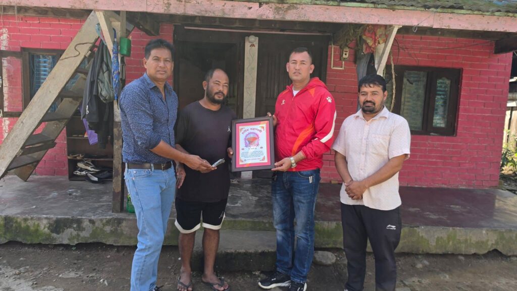 मनहरीका ४० विपन्न परिवारलाई काजकिरिया खर्च, जनही&hellip;