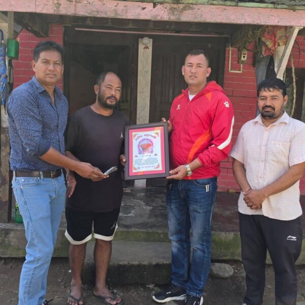 मनहरीका ४० विपन्न परिवारलाई काजकिरिया खर्च, जनही २०,२० हजार सहयोग
