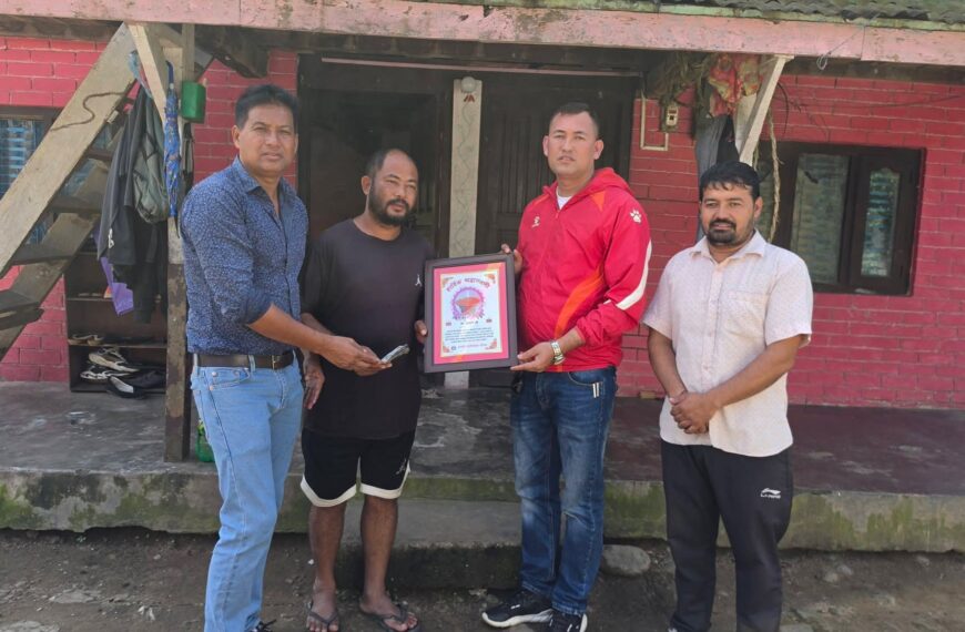 मनहरीका ४० विपन्न परिवारलाई काजकिरिया खर्च, जनही २०,२० हजार सहयोग