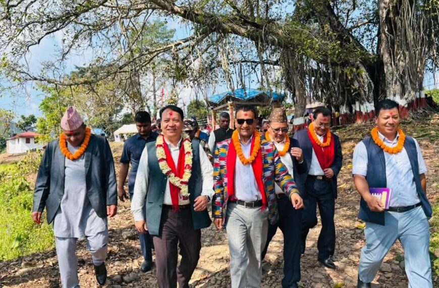 मुख्यमन्त्री मगरद्वारा सिन्धुलीका धार्मिक स्थल, स्वास्थ्य संस्था र कृषि कलेजको निरीक्षण